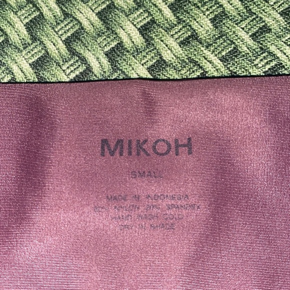 Revolve Mikoh Zuma Bottom Basic Fuller Cut in Orchid Purple - Picture 6 of 8